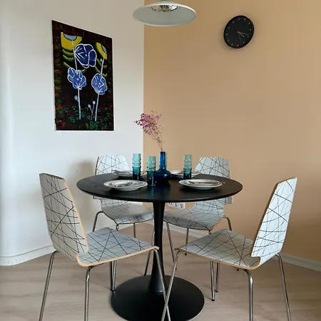 公寓 Excellent Location! Bright One-bedroom In The Heart Of