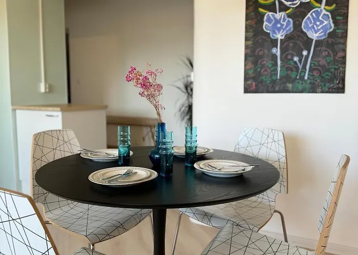 公寓 Excellent Location! Bright One-bedroom In The Heart Of 坦佩雷